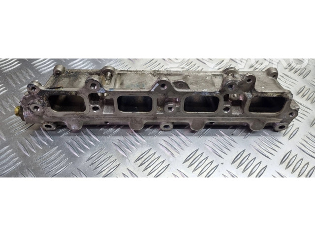 Топливная рампа GK284AH8DE   Volkswagen PASSAT B6  