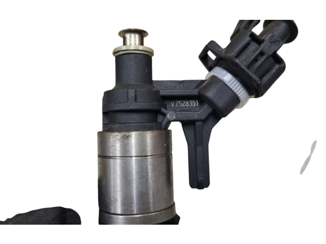 Vstřikovač V7528351, 0261500029 Peugeot 308