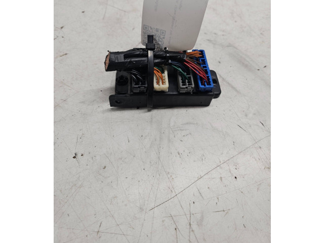 Блок управления 913103E810 KIA Sorento