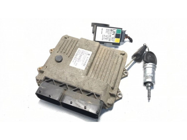 Řídící jednotka 55578395SX, 13144390 Opel Combo C 2010