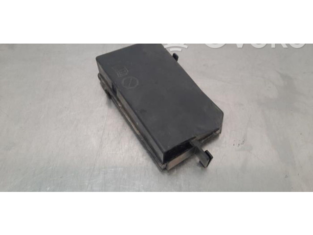 Блок предохранителей  31473868   Volvo XC40    