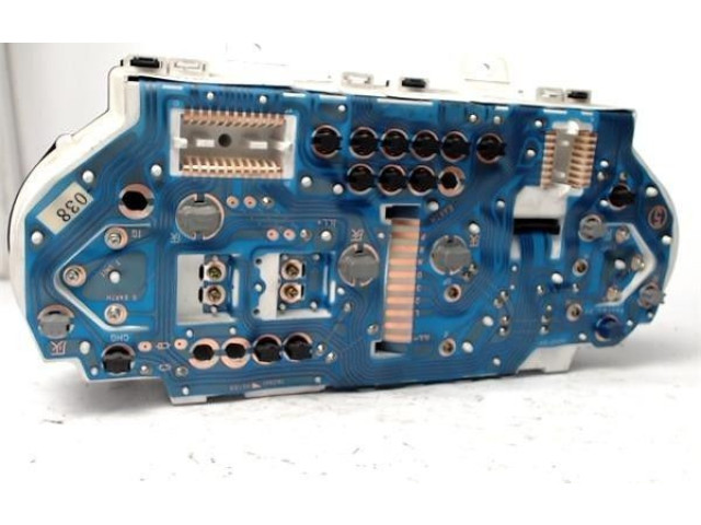 Панель приборов 381549 Mitsubishi Space Runner