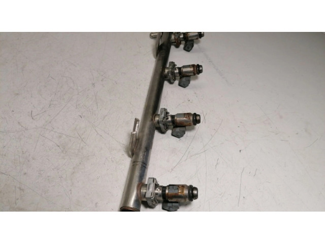 Топливная рампа A1660700895 Mercedes-Benz A W168 1.4