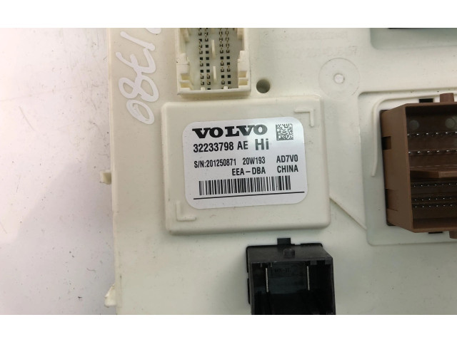 Блок управления 32233798AE Volvo XC90