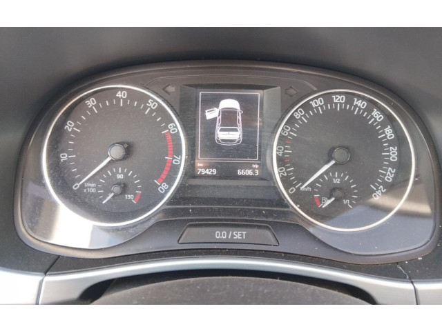 Панель приборов Skoda Fabia Mk3 (NJ)