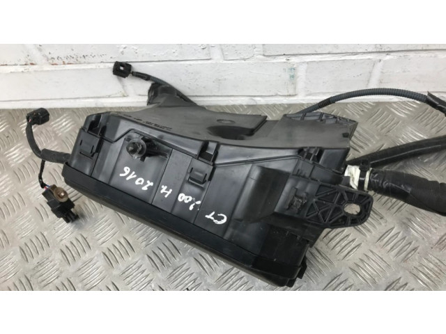 Pojistková skříňka 8264175080, 8266276011 Lexus CT 200H 2016