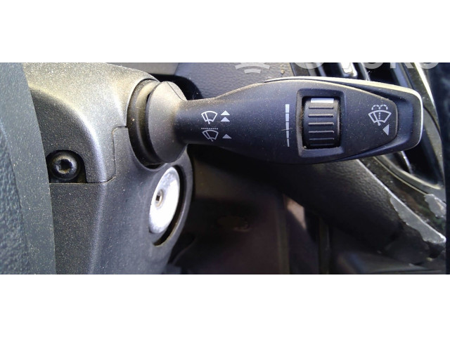 Ручка стеклоочистителей 1537625   Ford B-MAX