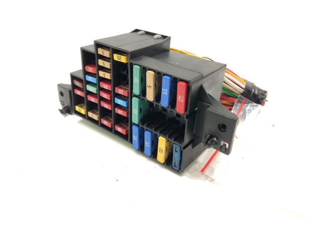 Блок предохранителей  240185934R   Dacia Duster II    