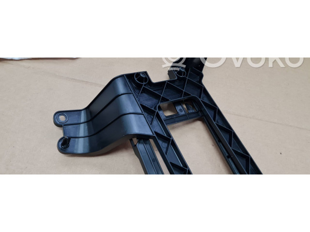 Держатель / кронштейн усилителя звука 80A907456A Audi Q5 SQ5