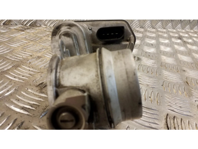 Запорный клапан двигателя