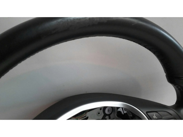 Volant Mercedes-Benz GLA W156 2015 Com  