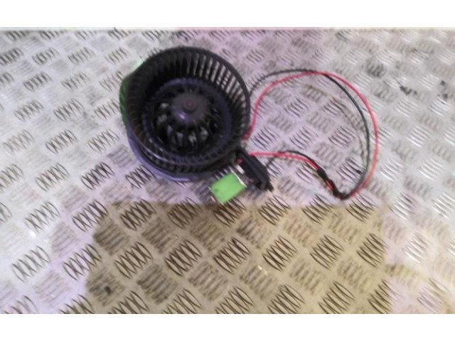 Вентилятор печки 7701067982 Renault Twingo II