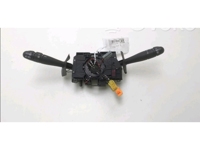 Подрулевой шлейф SRS 7701045279 Renault Clio II