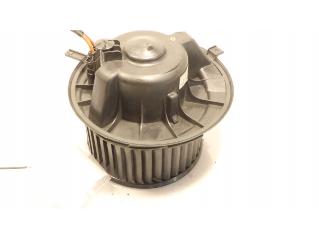Вентилятор печки 44071403 Volkswagen Jetta V