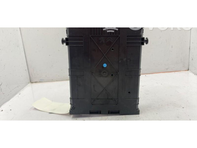 Модуль управления BSM 1611785780 Peugeot 2008 I для двигателя DV6FC_BHZ