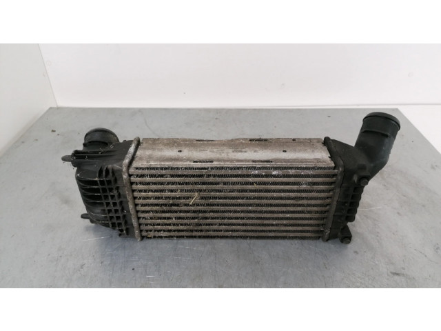 Интеркулер 817437 Citroen C5 2.2