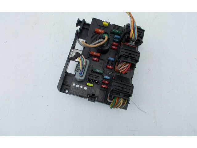 Включатель скорости стеклоочистителей 9661708280, 9664055780 Peugeot 307