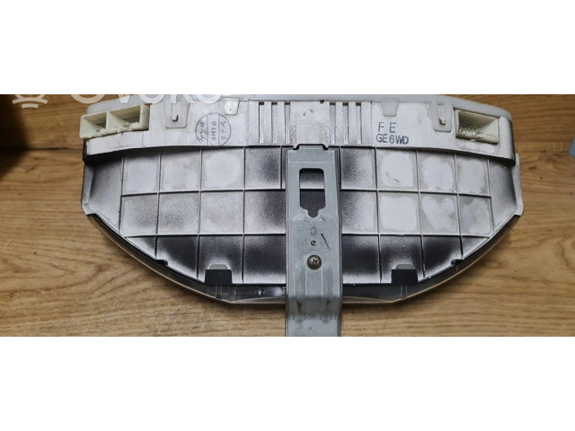 Панель приборов GE6WD Mazda 626