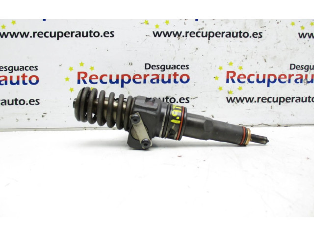 Vstřikovač 038130073AJ   Volkswagen      