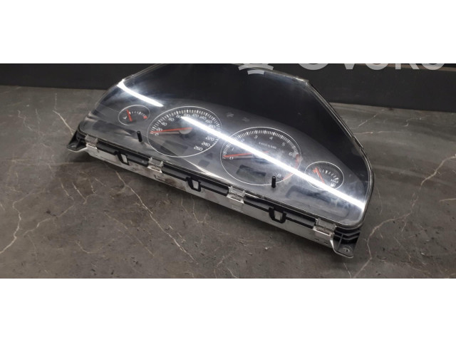 Панель приборов 30746098 Volvo XC90