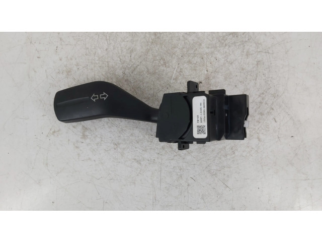 Ручка поворотов/ фонарей