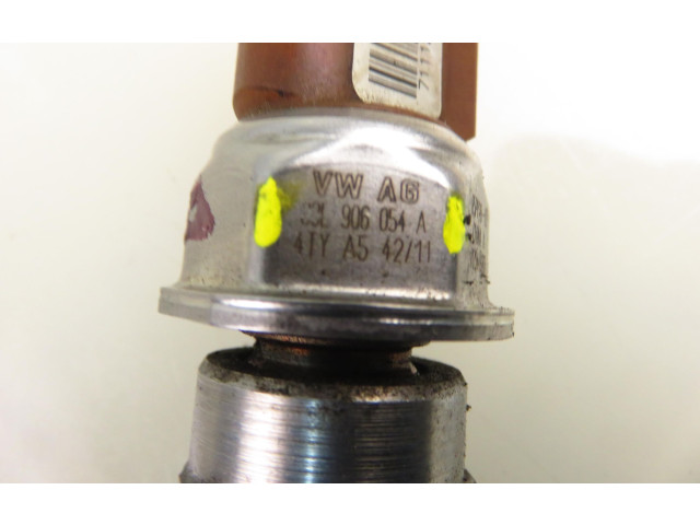 Топливная рампа 03L906054A, 03L089H Volkswagen Golf VI для двигателя CAYC