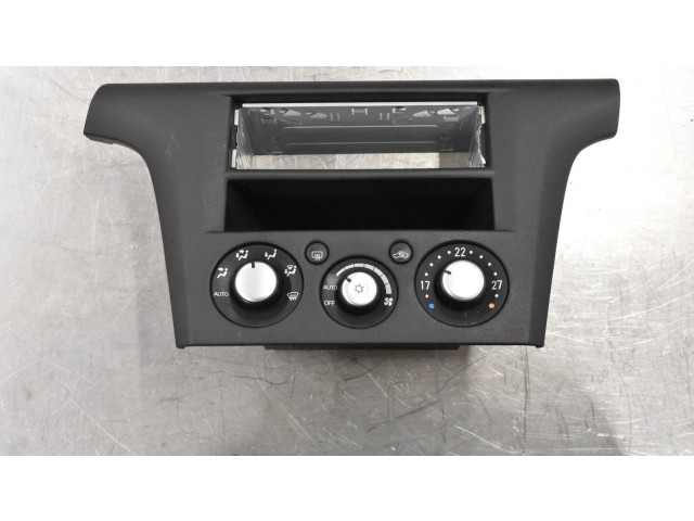 Блок управления климат-контролем Mitsubishi Outlander