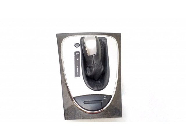 Отделка рычага переключения передач (кожа, головка)