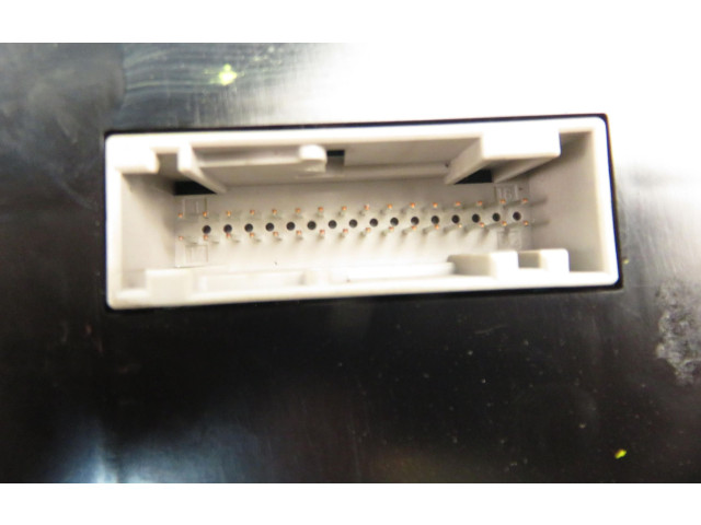 Přístrojová deska  Audi Q7 4L 2007   