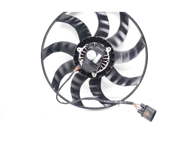 Вентилятор радиатора     5Q0816411BD    Skoda Kamiq 