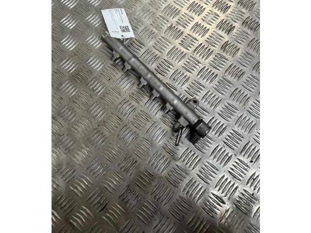 Топливная рампа 31303612 Volvo XC40