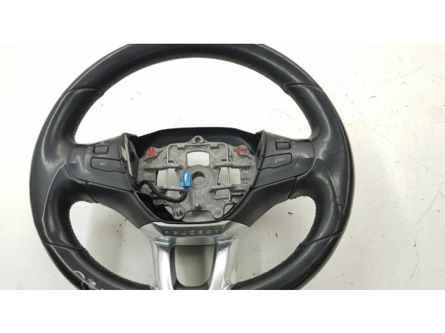 Руль Peugeot 2008 I  2013-2019 года 98084115ZD      