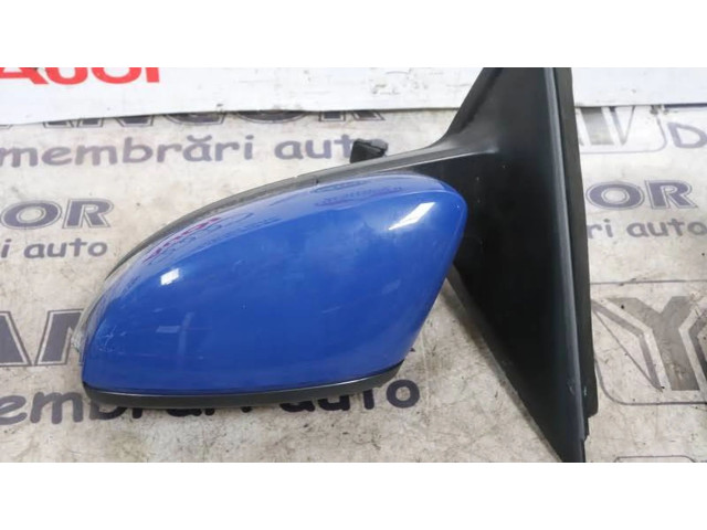 Зеркало электрическое Skoda Fabia Mk3 (NJ) 2015 - 2021 года