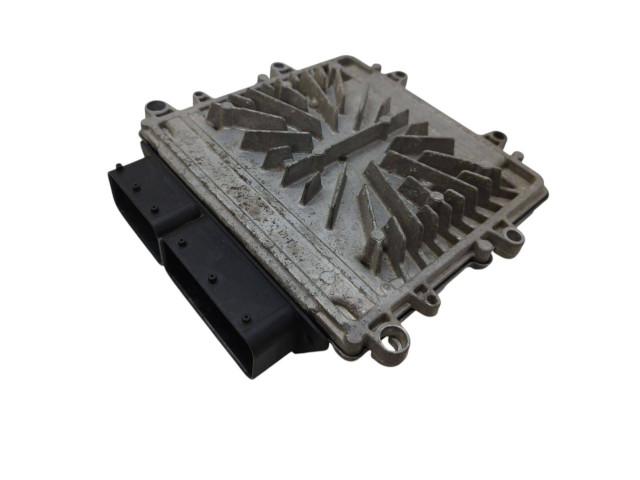 Блок управления двигателя P31303388, 0281015286   Volvo S60