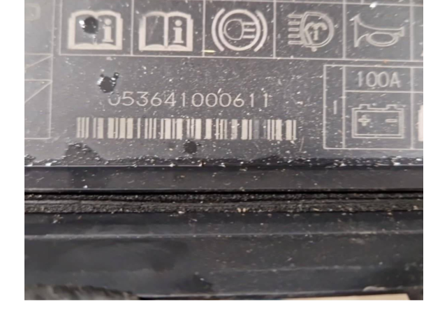 Блок предохранителей 053641000611, 018410502 Honda Accord