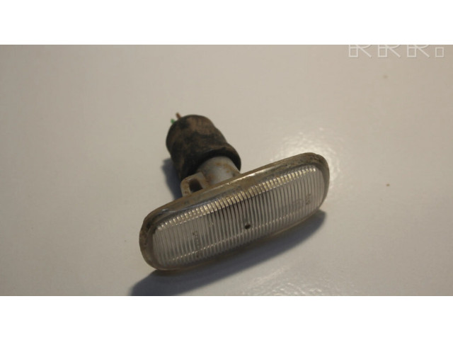 Поворотный фонарь крыла