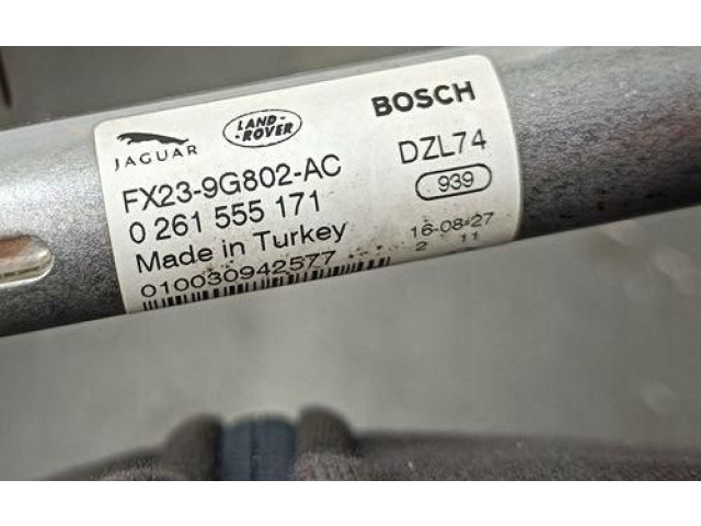 Vstřikovací lišta Jaguar F-Pace