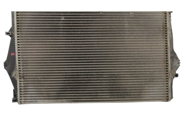 Интеркулер 8649471A, 06511846 Volvo S60