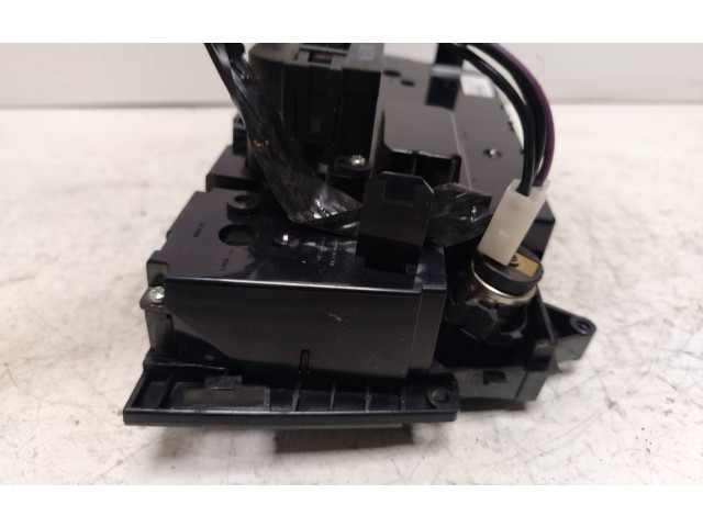 Блок управления климат-контролем 30746022, SN31375112   Volvo V70