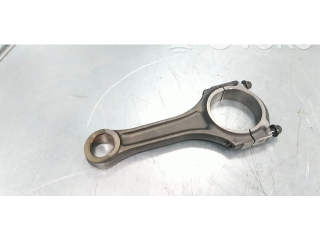 Ojnice  1330300020    Mercedes-Benz GLA W156  