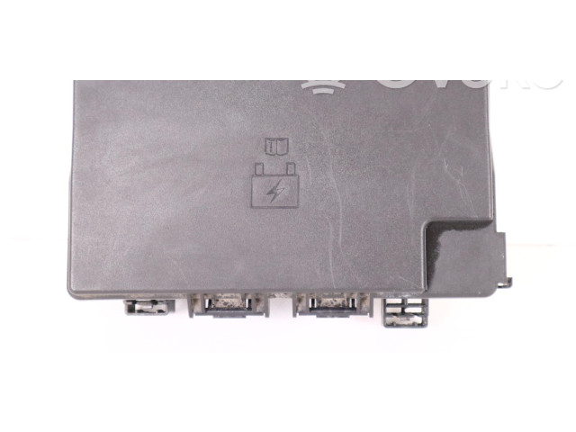 Блок предохранителей  68194607AD   Jeep Grand Cherokee    