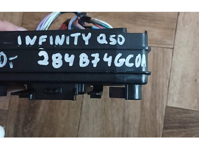 Блок комфорта 284B74GC0A   Infiniti Q50   