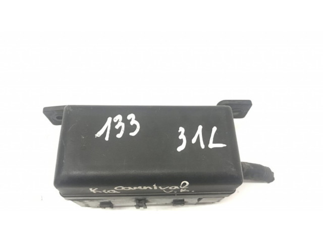 Pojistková skříňka 0K53A67BX1 KIA Carnival 2005