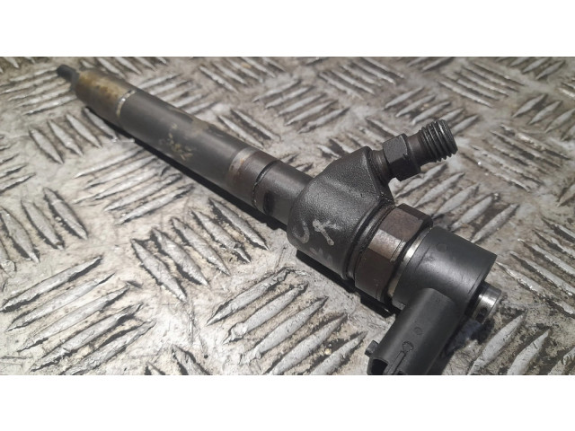 Форсунка 30777526, 0445110298    Volvo V70 для дизельного двигателя  2.4