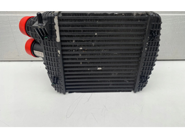 Интеркулер 670035636, 670035636 Maserati Ghibli