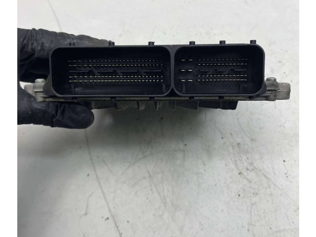 Блок управления двигателя 30785100, 1039S18372   Volvo V70