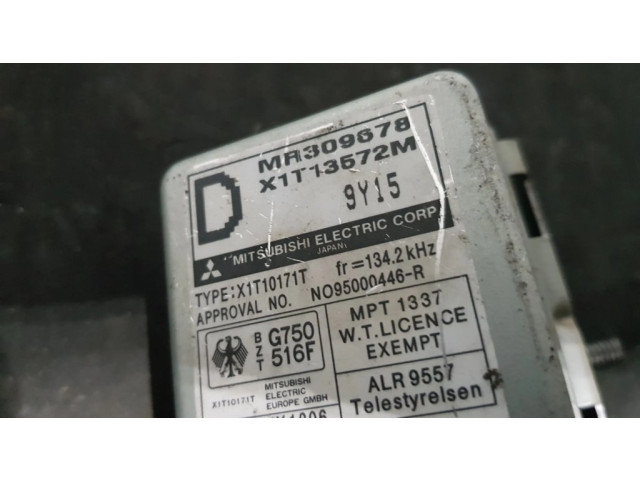 Блок комфорта MR309678 Mitsubishi Pajero Sport I