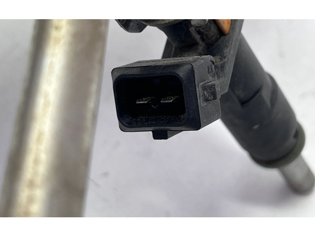 Vstřikovací lišta 1228605, 1228604 Opel Zafira C