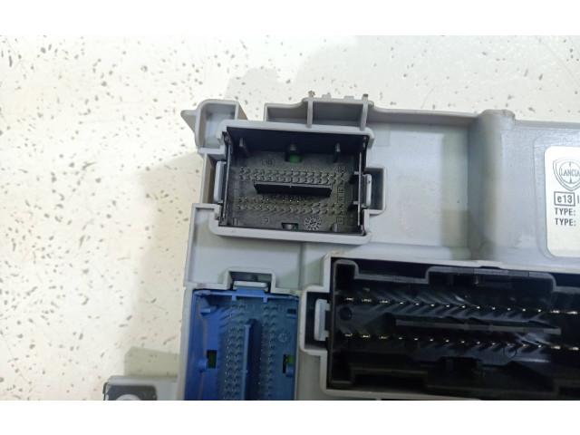 Блок предохранителей 00520630980   Lancia Ypsilon    