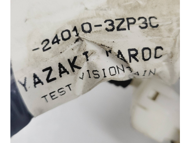 Pojistková skříňka 240103ZP3C Nissan Pulsar 2015